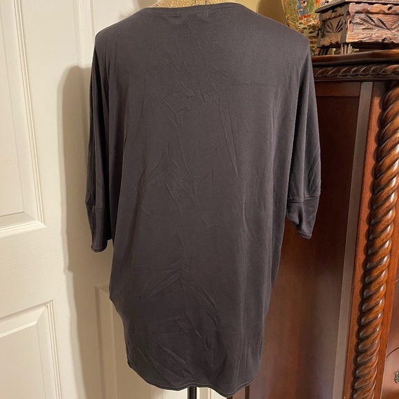 Anthropologie Silence + Noise Oversized Knot Front Top - Picture 3 of 5